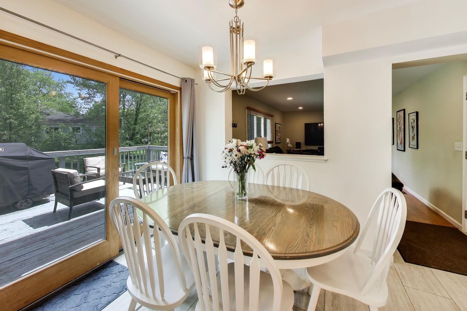 2115 Hitching Post Lane, Schaumburg, IL 60194