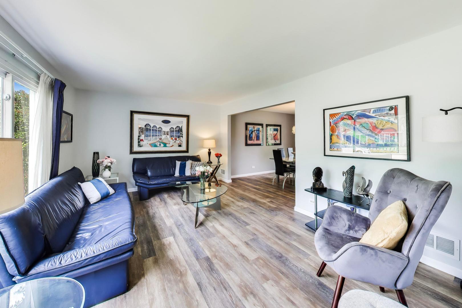 2115 Hitching Post Lane, Schaumburg, IL 60194