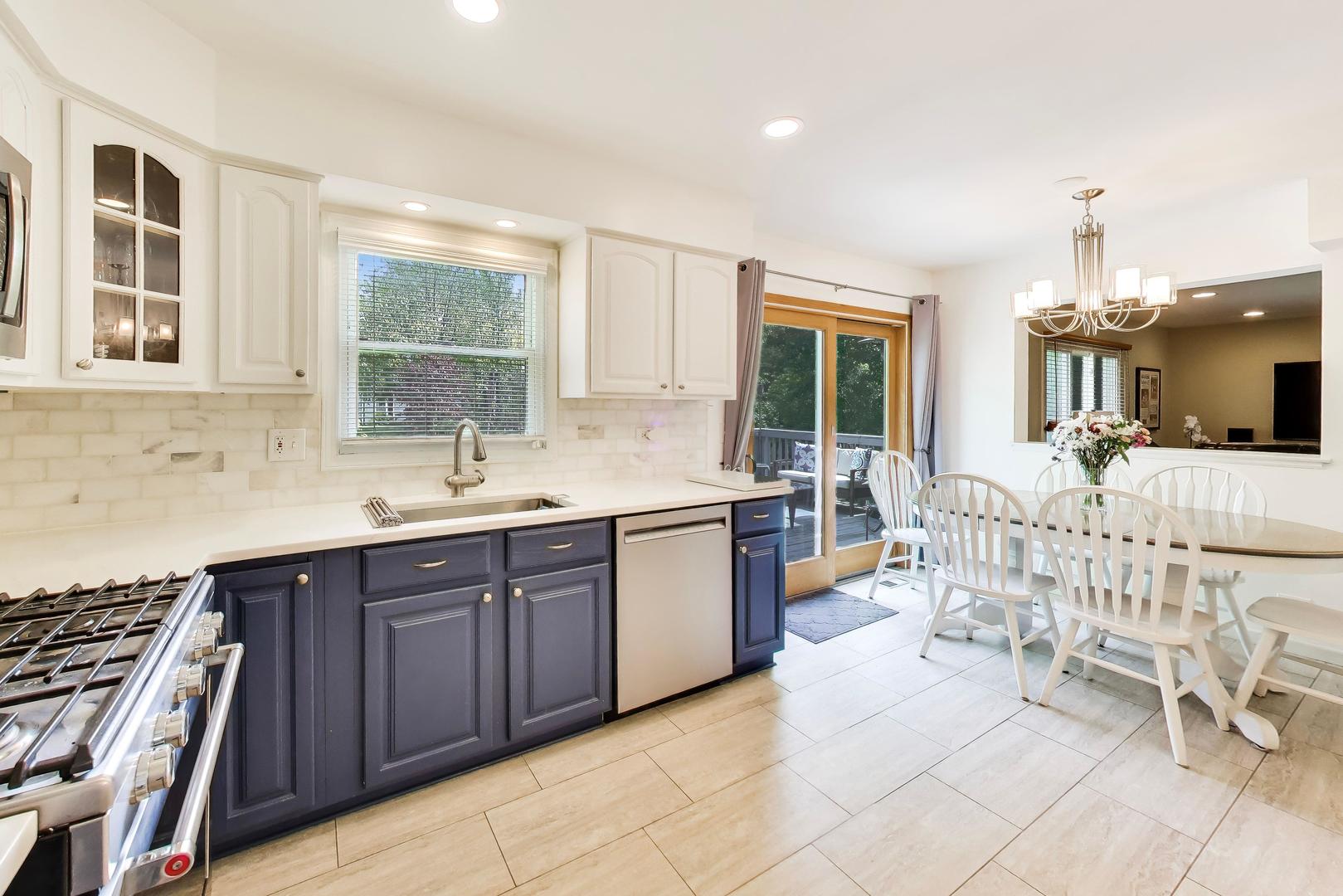 2115 Hitching Post Lane, Schaumburg, IL 60194