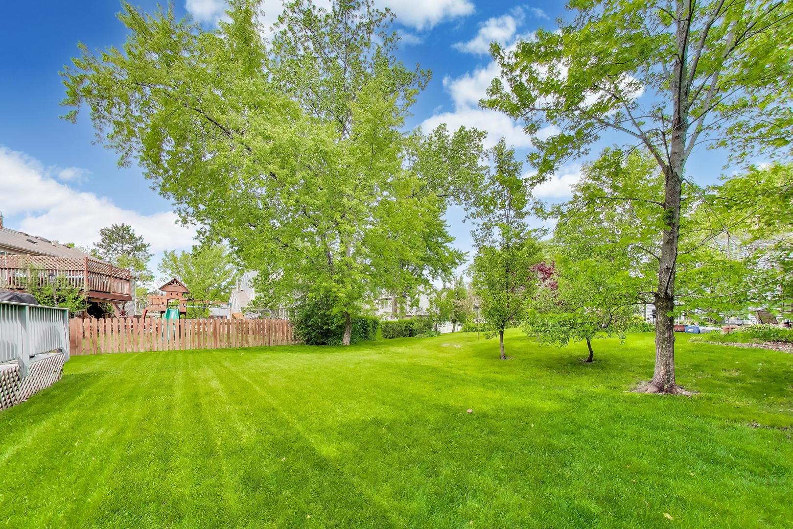 2115 Hitching Post Lane, Schaumburg, IL 60194