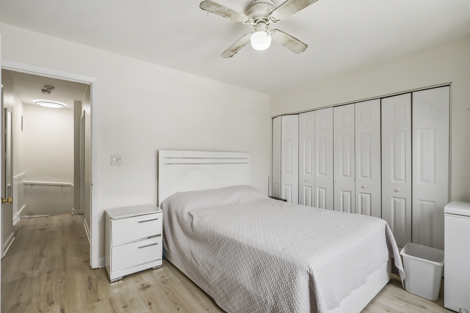 2130 Country Club Drive #2130, Woodridge, IL 60517