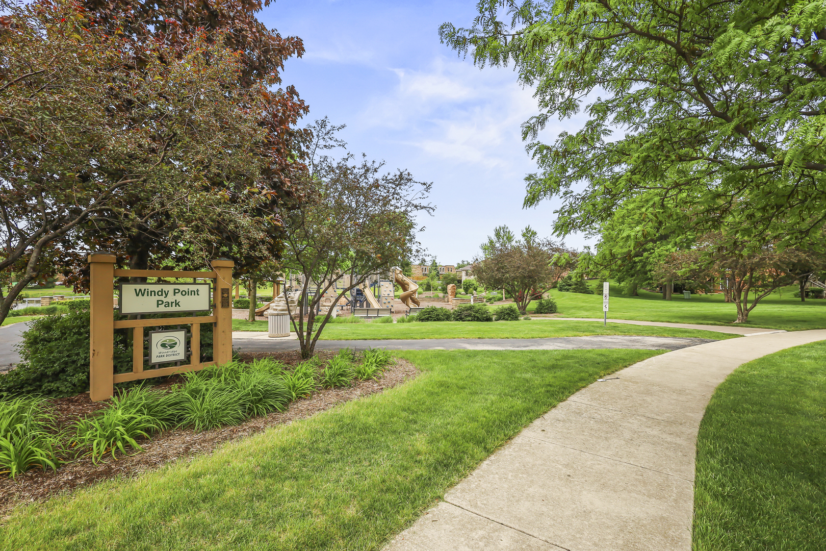 2130 Country Club Drive #2130, Woodridge, IL 60517