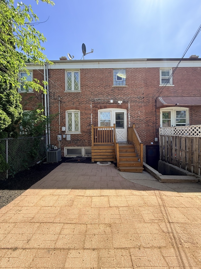 6342 S Lockwood Avenue, Chicago, IL 60638