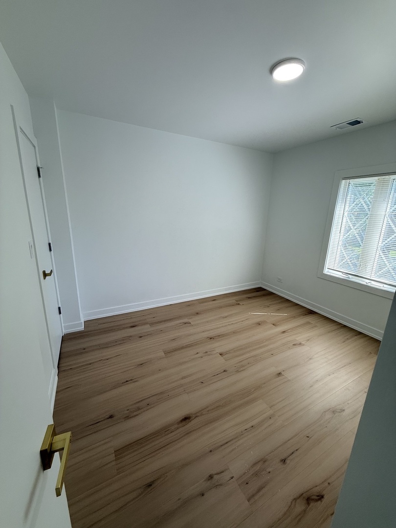 6342 S Lockwood Avenue, Chicago, IL 60638