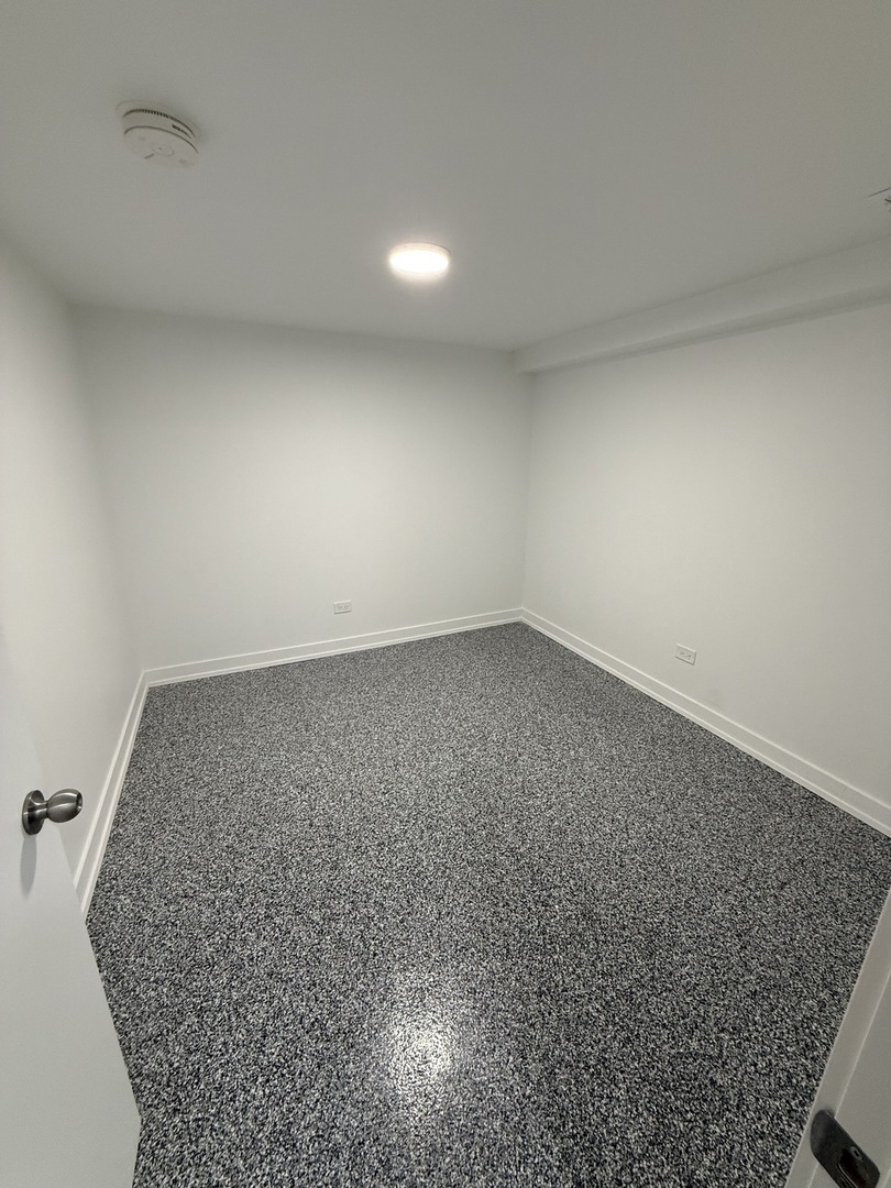 6342 S Lockwood Avenue, Chicago, IL 60638