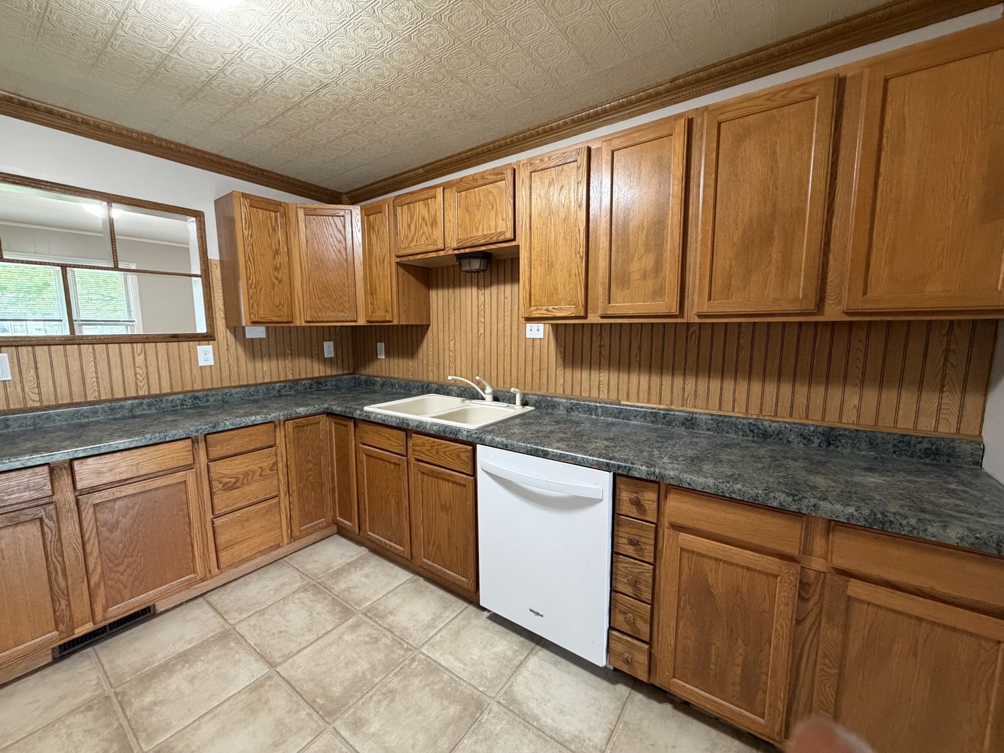 1165 Roselawn Drive, Paxton, IL 60957