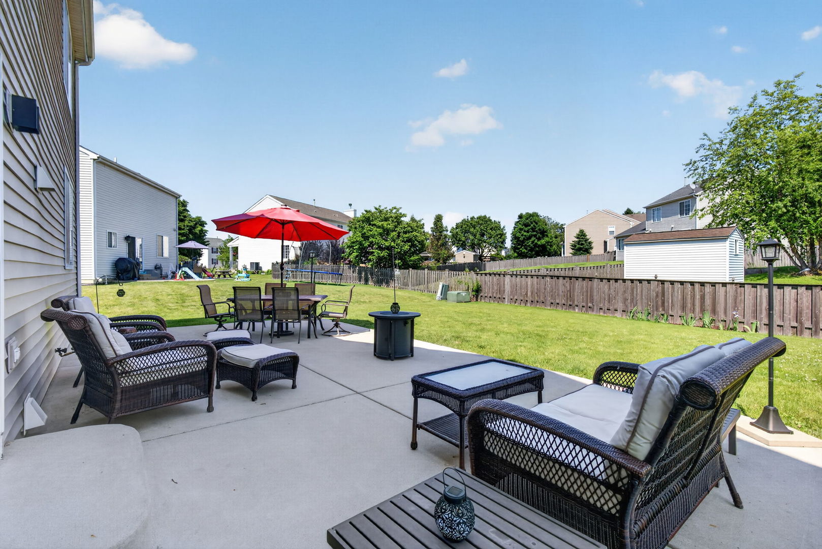 704 Camden Drive, Minooka, IL 60447