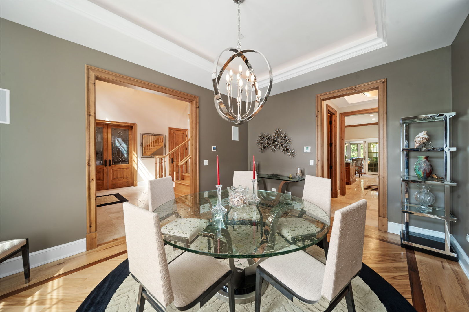261 S Kenilworth Avenue, Glen Ellyn, IL 60137