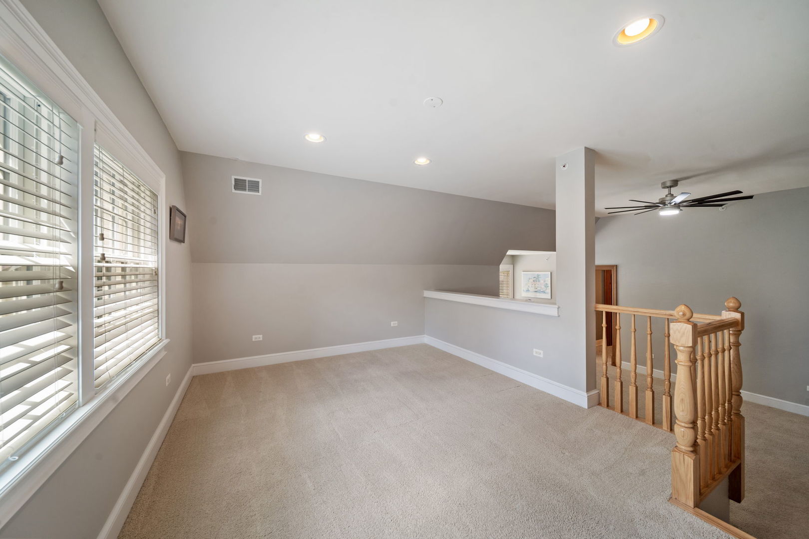 261 S Kenilworth Avenue, Glen Ellyn, IL 60137