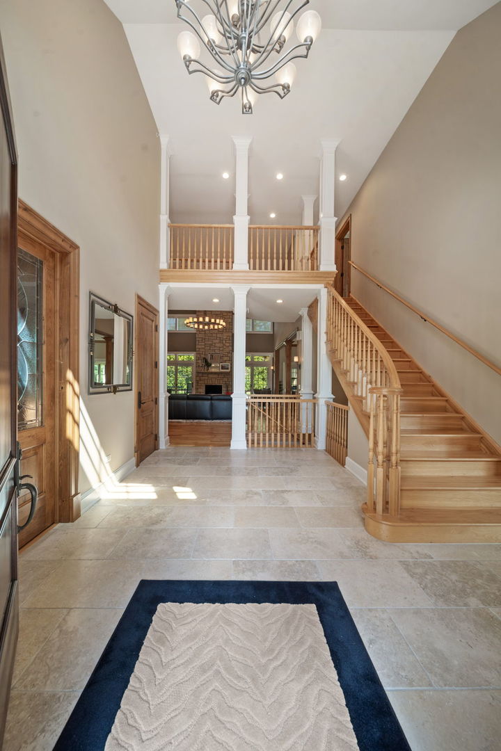 261 S Kenilworth Avenue, Glen Ellyn, IL 60137