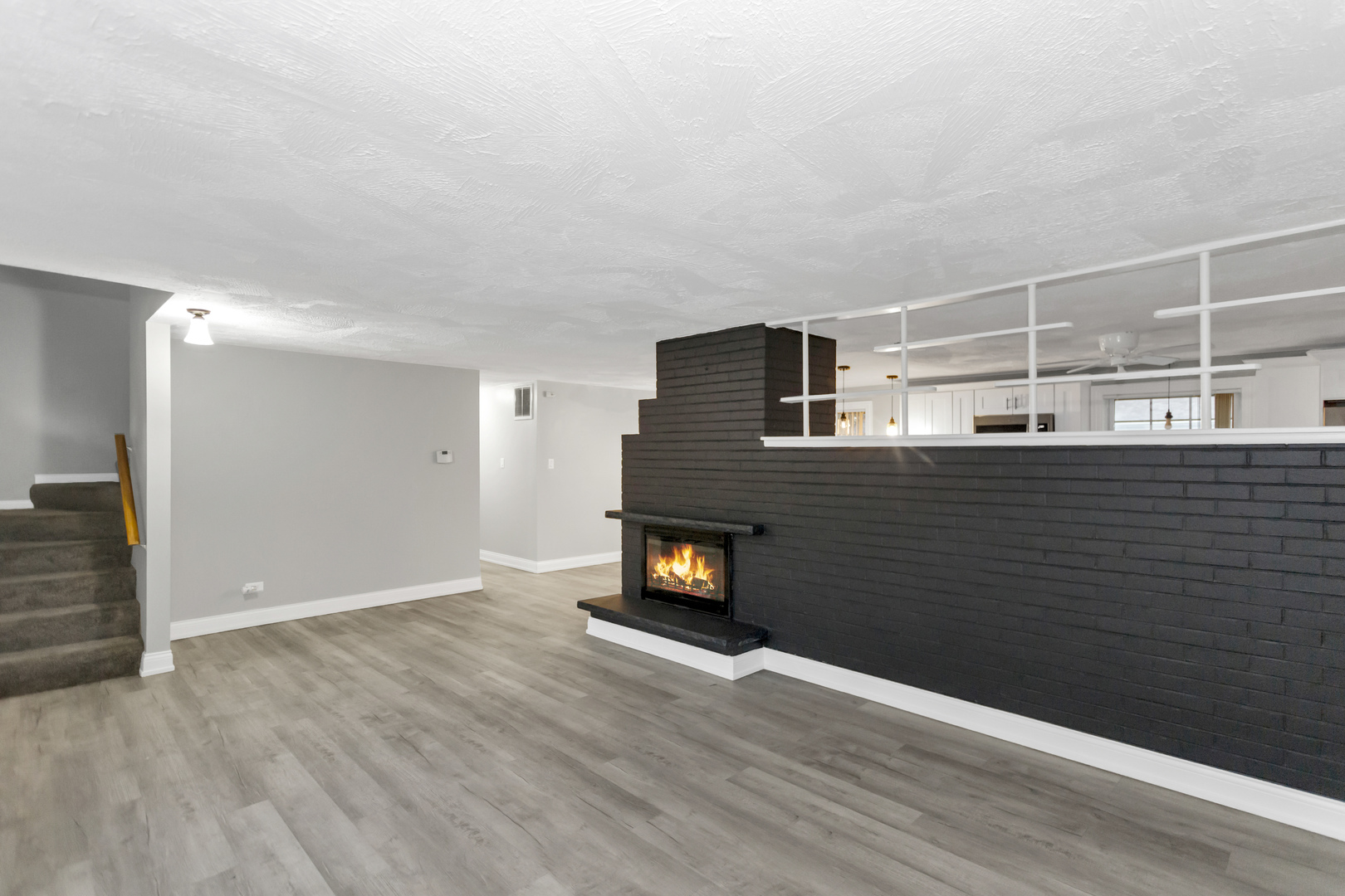 1235 W Schaumburg Road, Schaumburg, IL 60194