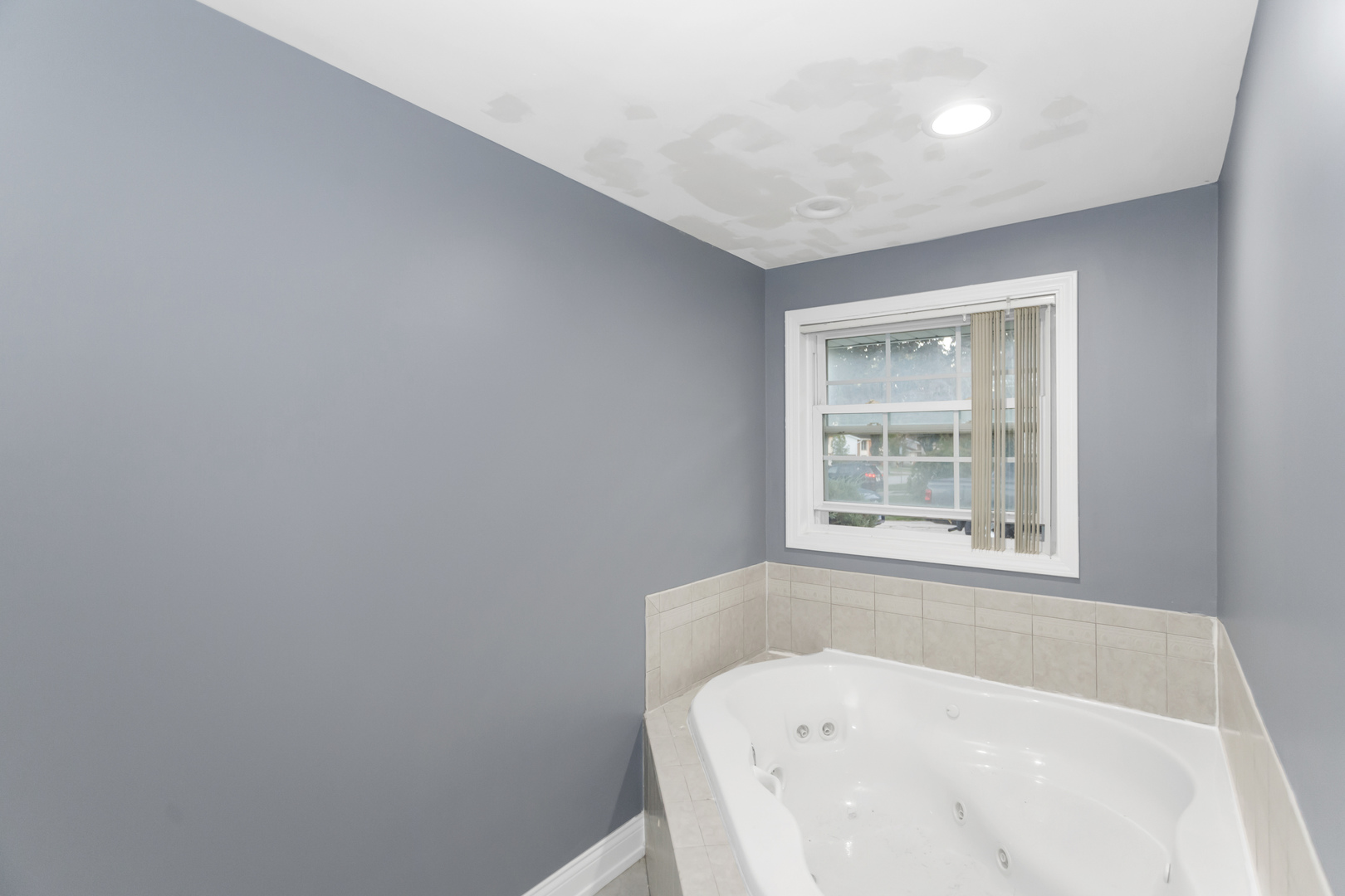 1235 W Schaumburg Road, Schaumburg, IL 60194