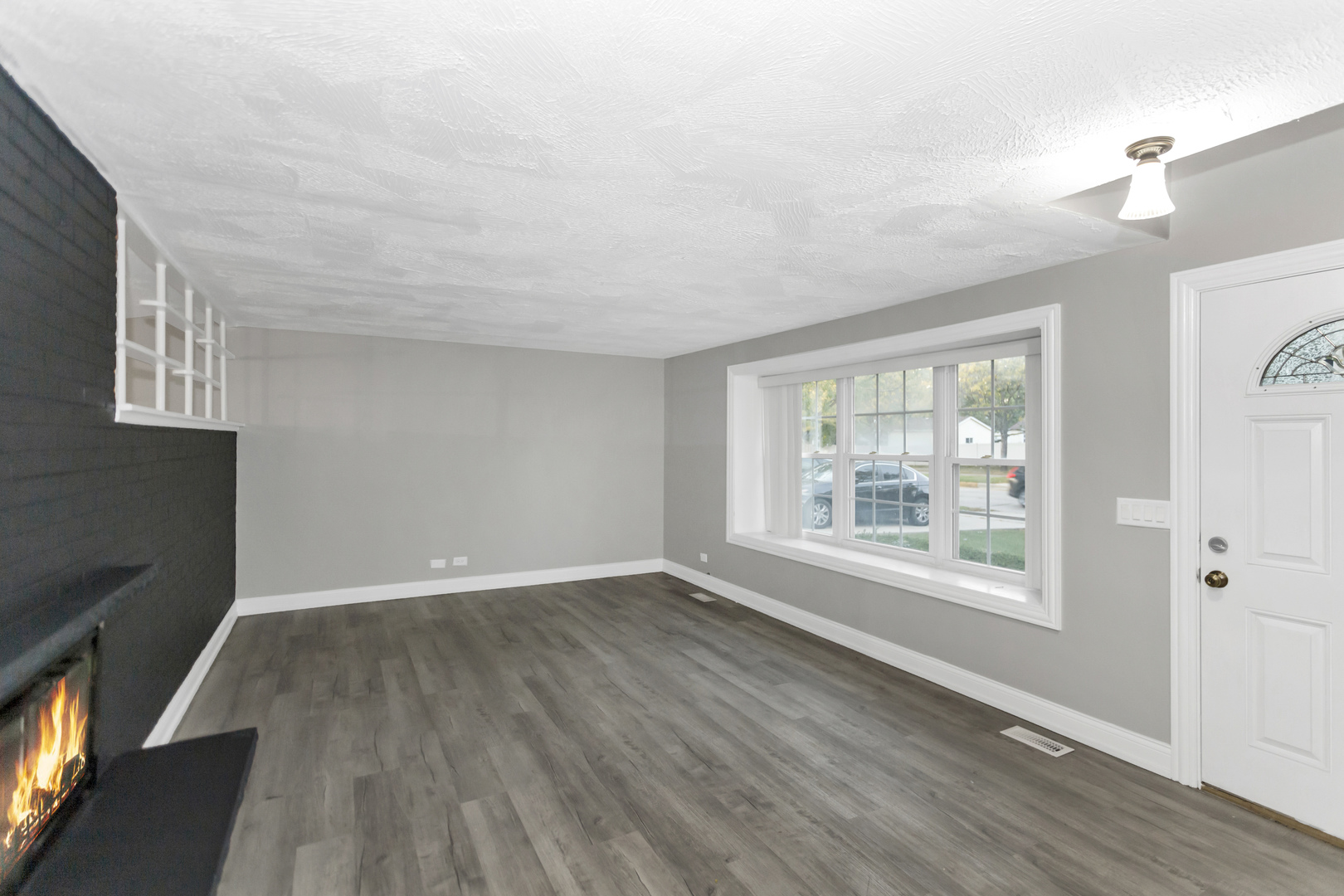 1235 W Schaumburg Road, Schaumburg, IL 60194