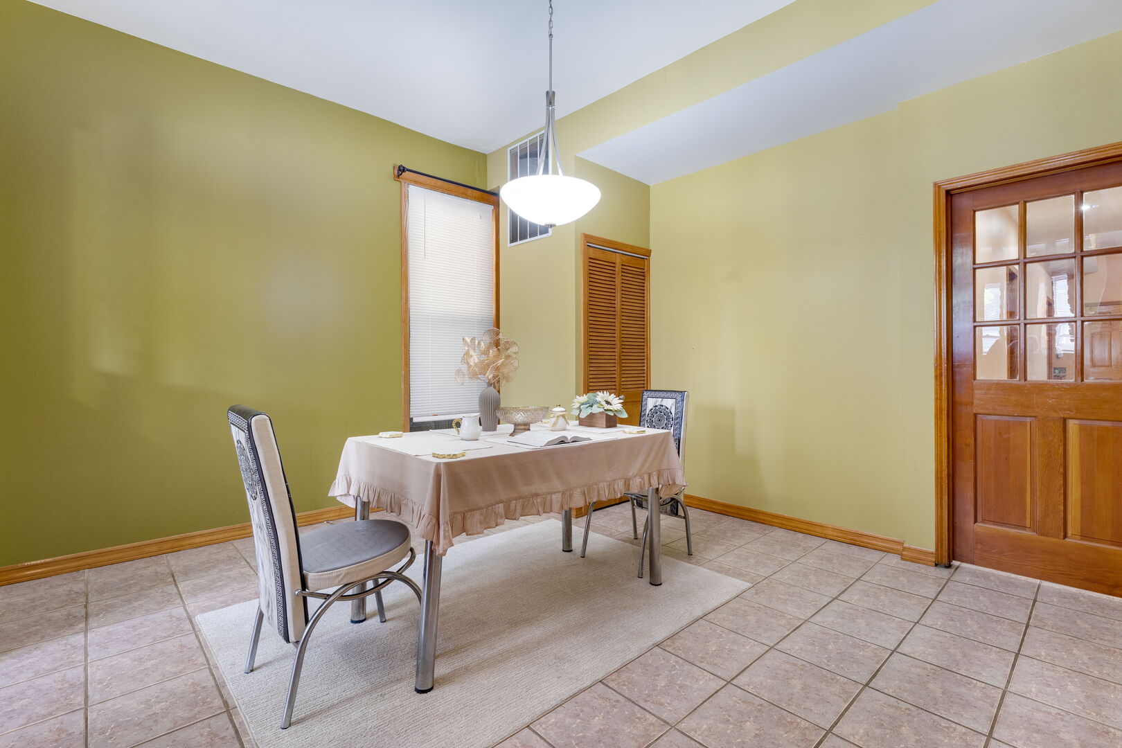 2312 W Taylor Street, Chicago, IL 60612