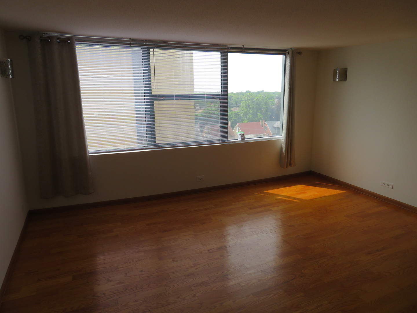 7234 W North Avenue #701, Elmwood Park, IL 60707