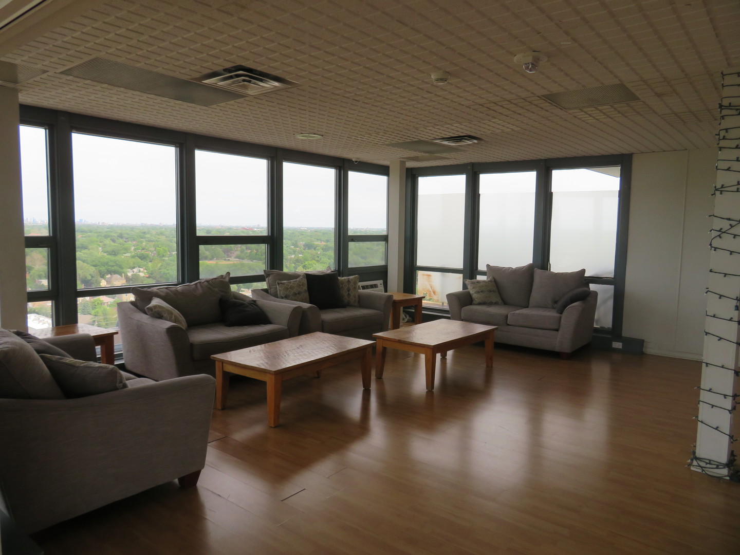 7234 W North Avenue #701, Elmwood Park, IL 60707