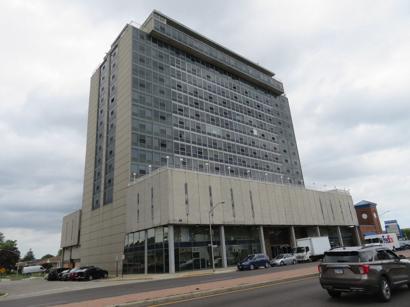 7234 W North Avenue #701, Elmwood Park, IL 60707