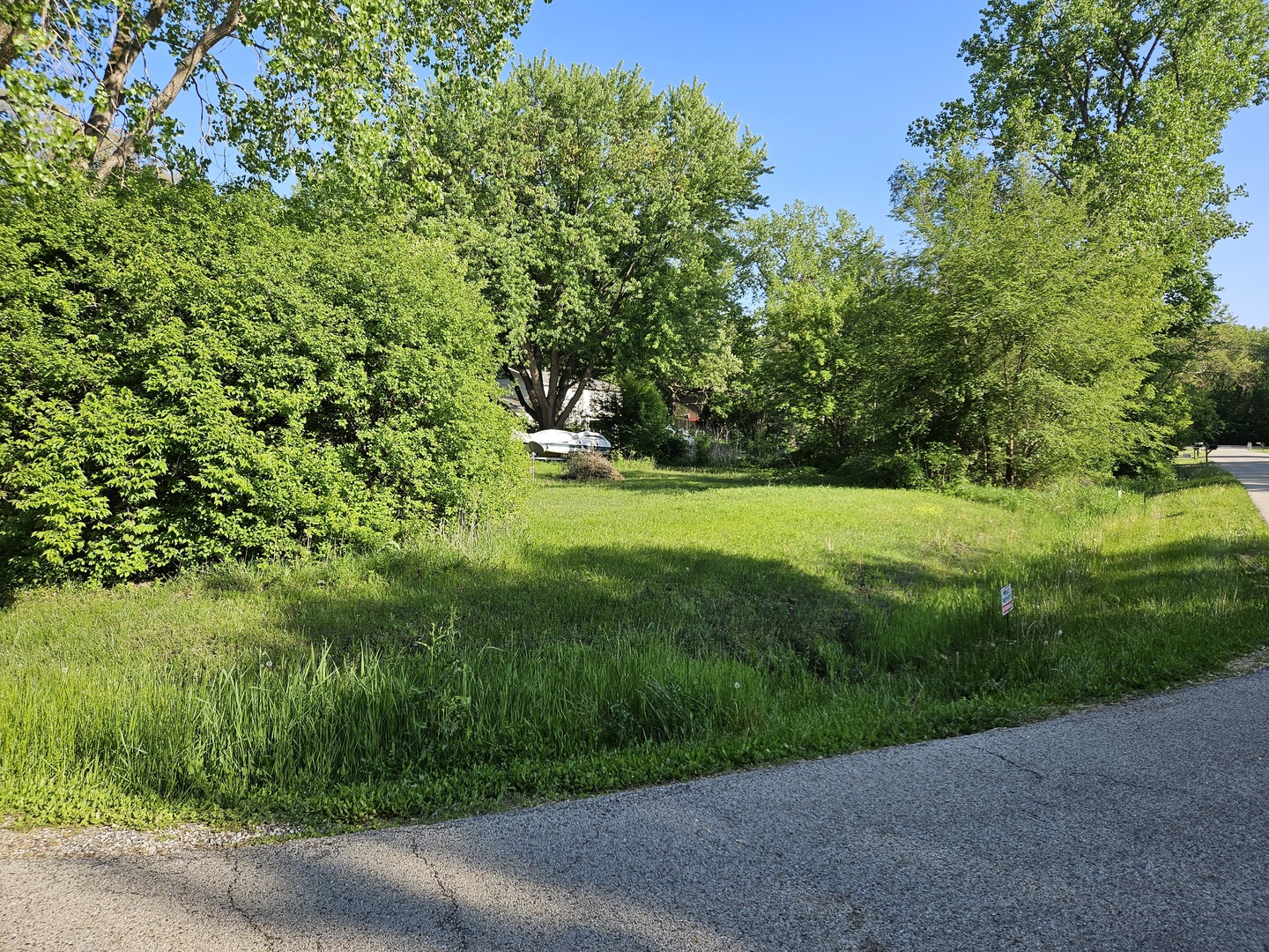 615 W Eastern Avenue, McHenry, IL 60051