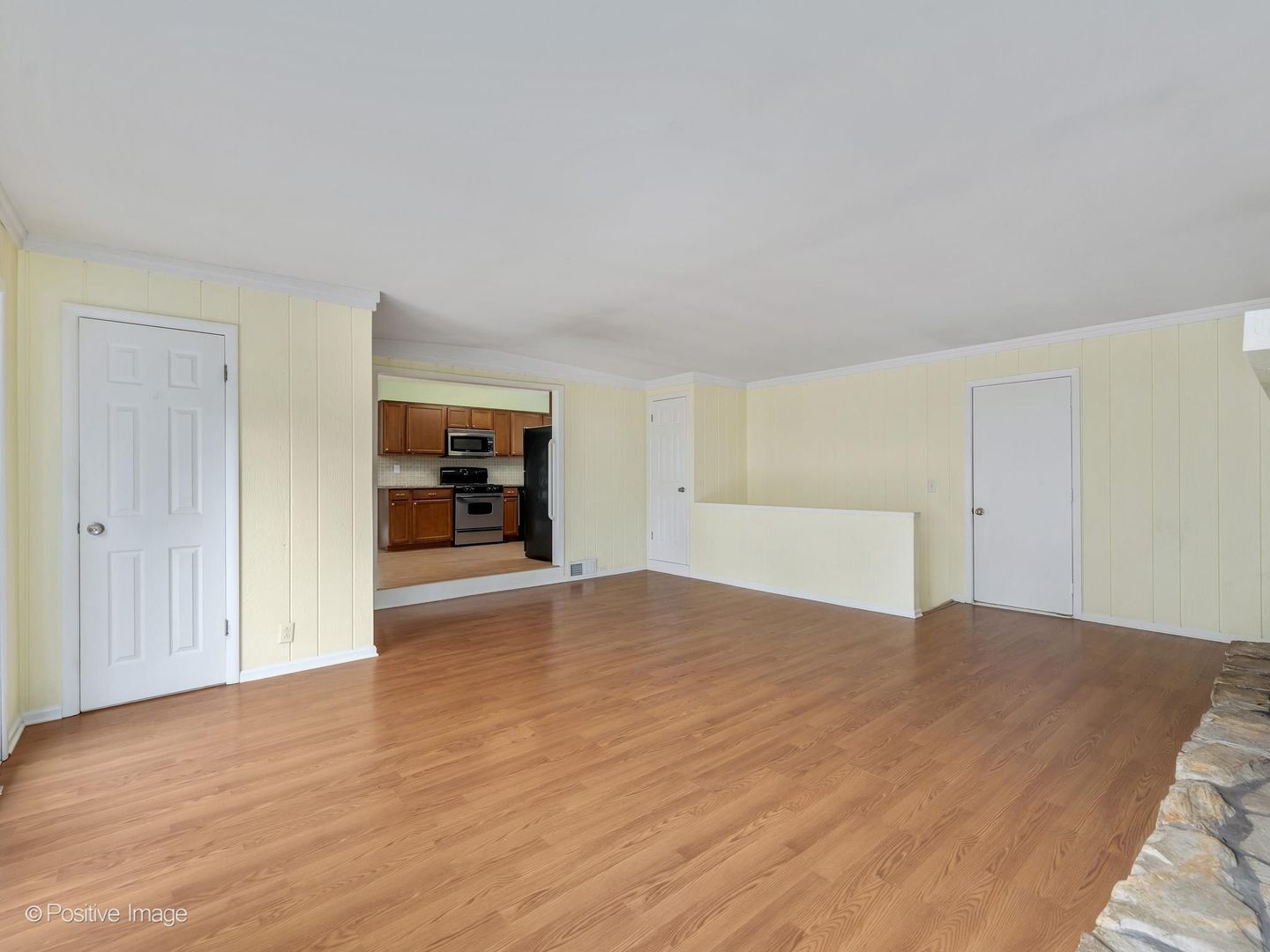 545 Claremont Avenue, West Chicago, IL 60185