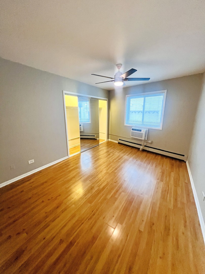 8152 Elmwood Avenue #G4, Skokie, IL 60077