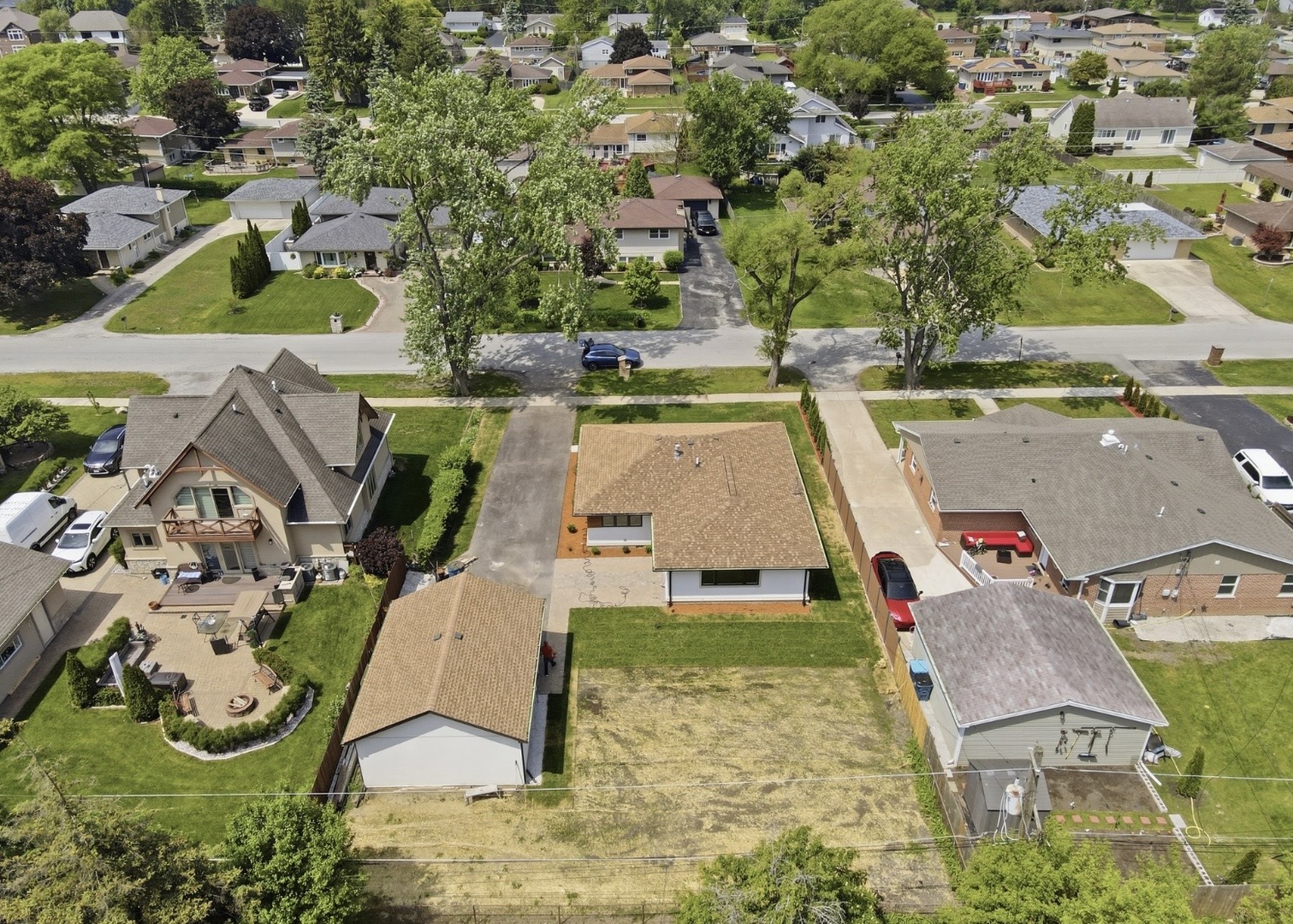 10409 S 82 Avenue, Palos Hills, IL 60465