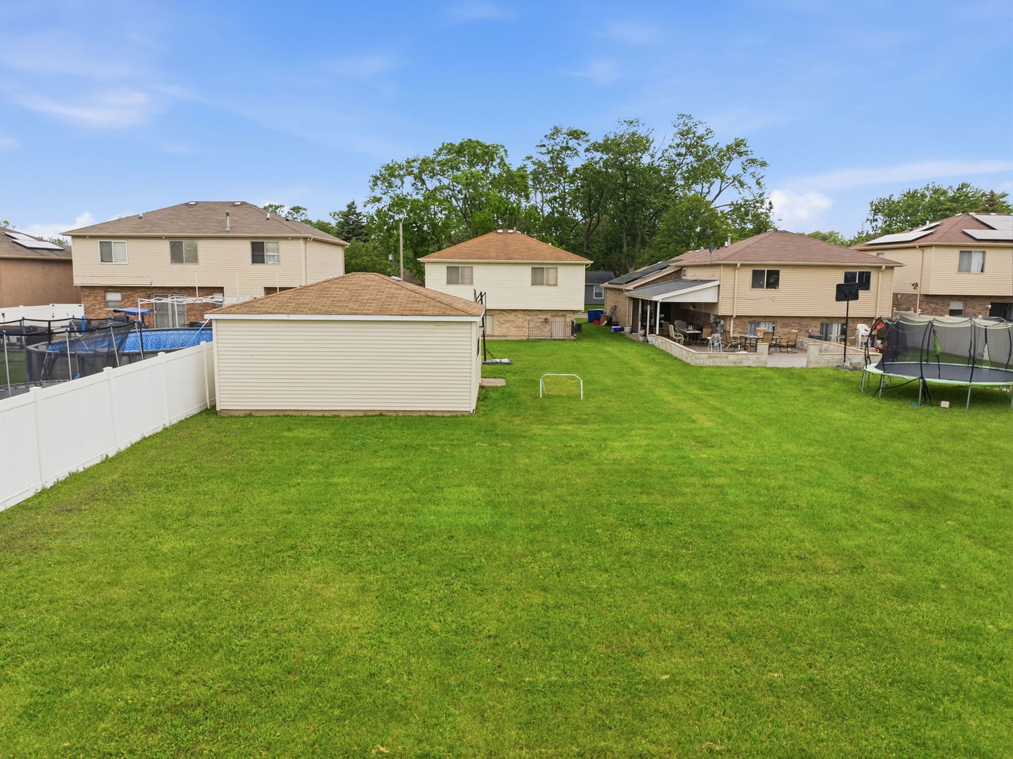 14917 S Blaine Avenue, Posen, IL 60469
