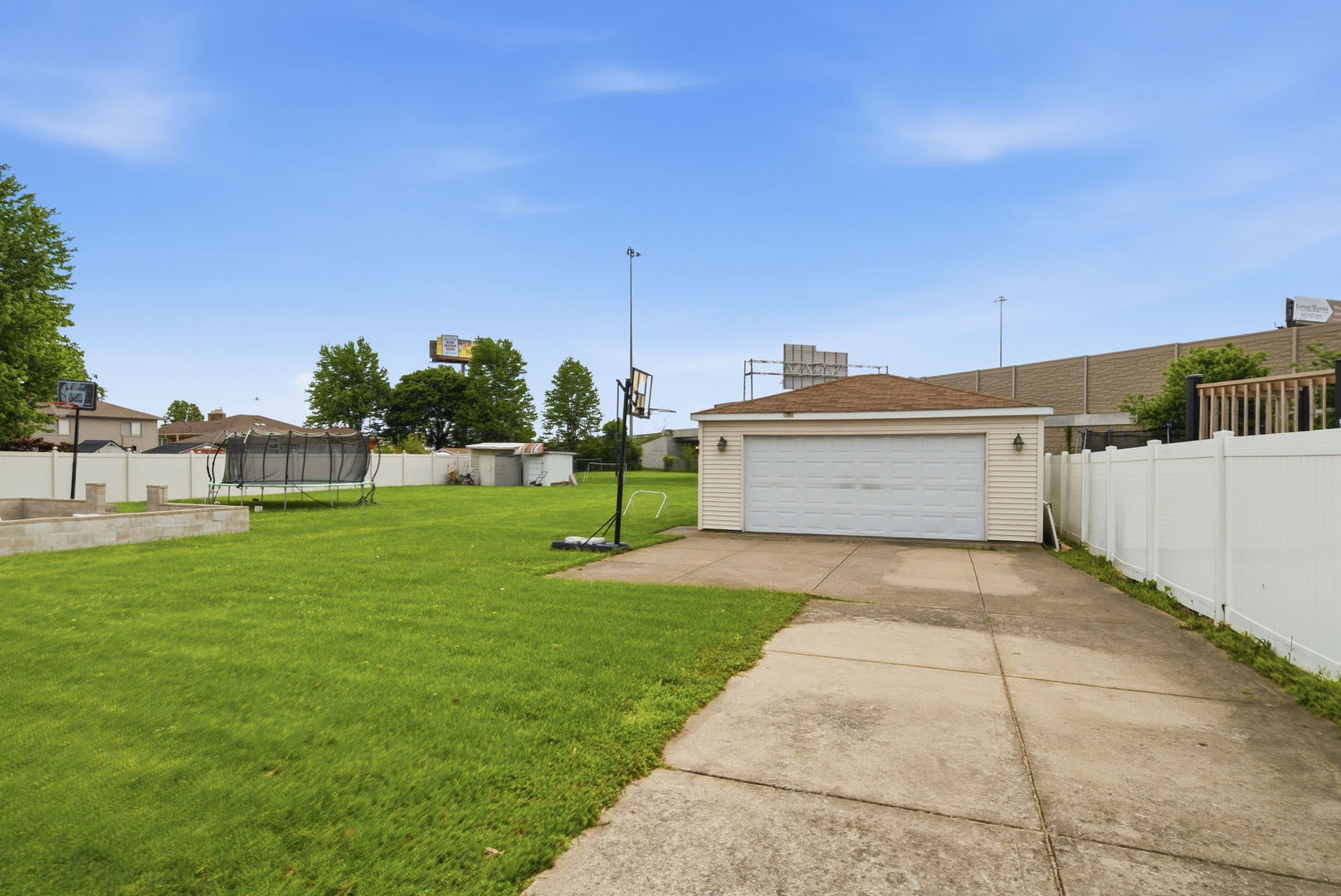 14917 S Blaine Avenue, Posen, IL 60469