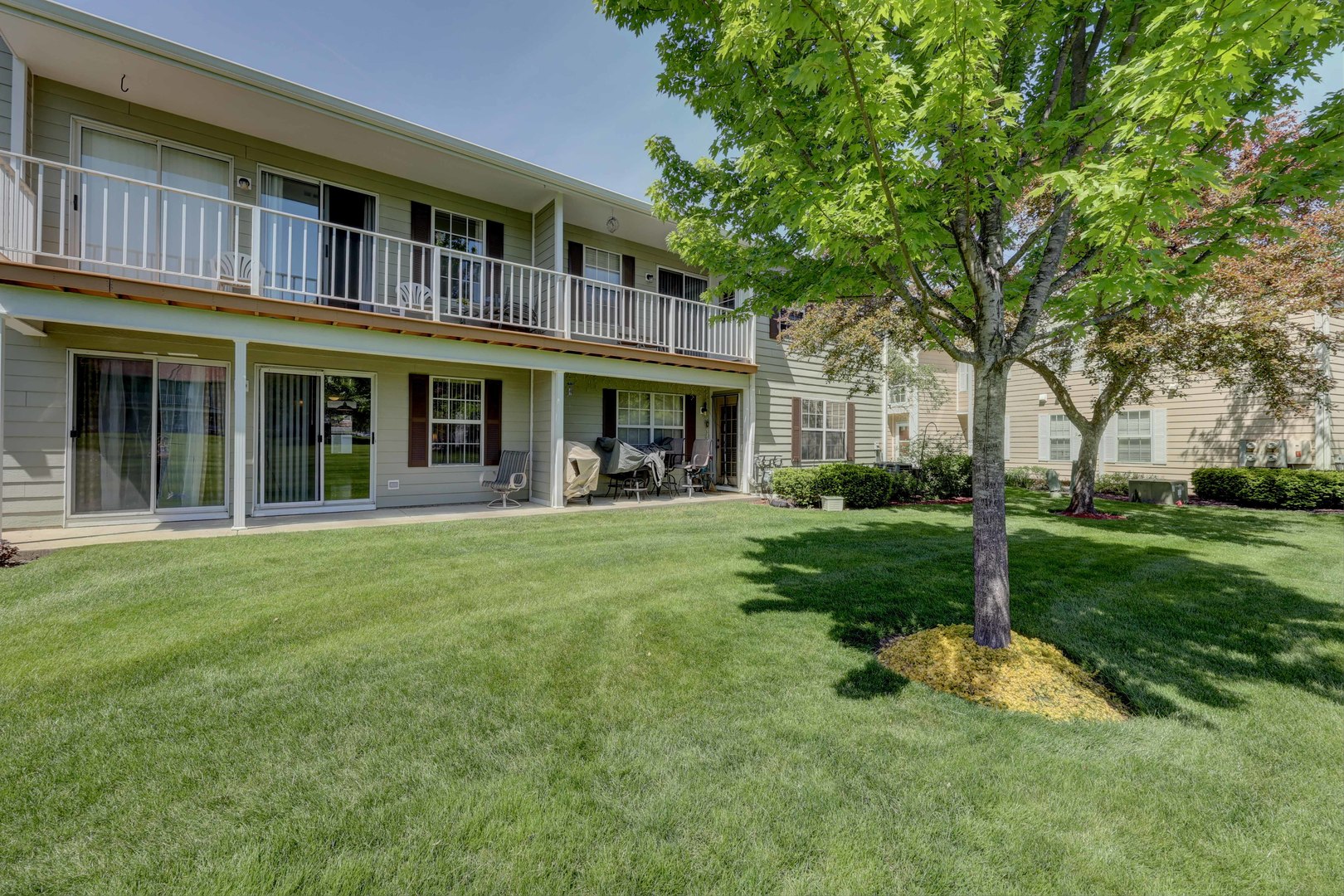 25 Coolidge Court #A, Streamwood, IL 60107