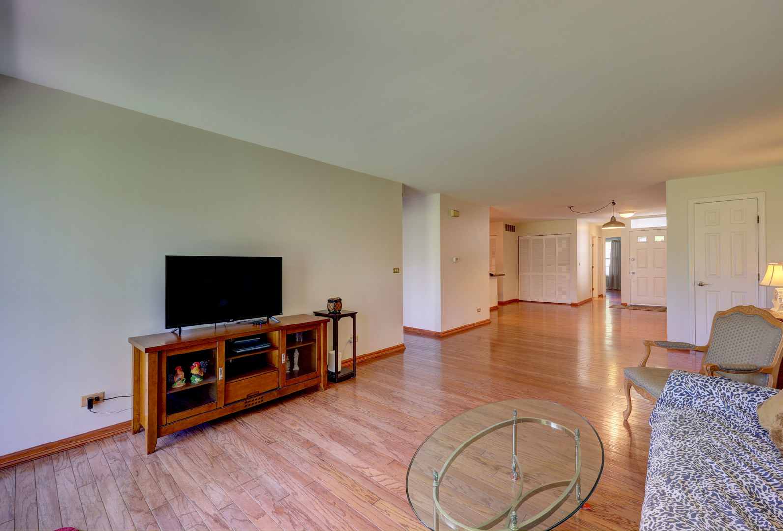 25 Coolidge Court #A, Streamwood, IL 60107