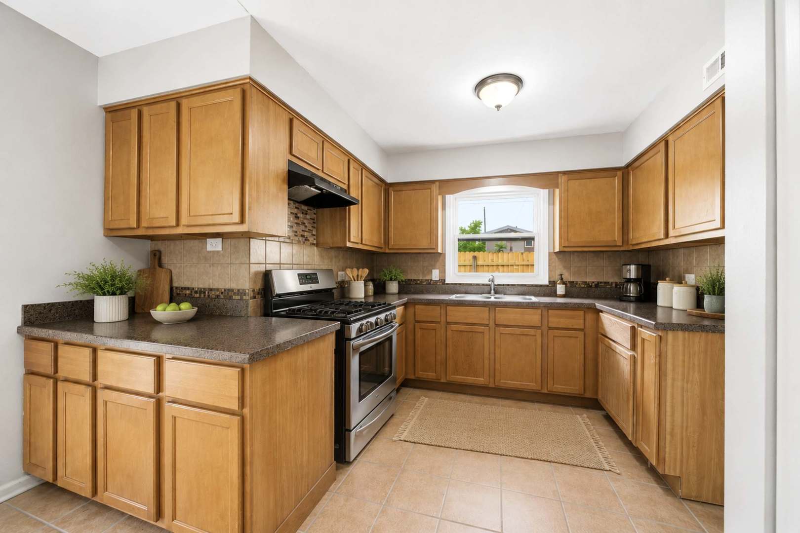 531 Wallace Street, Chicago Heights, IL 60411