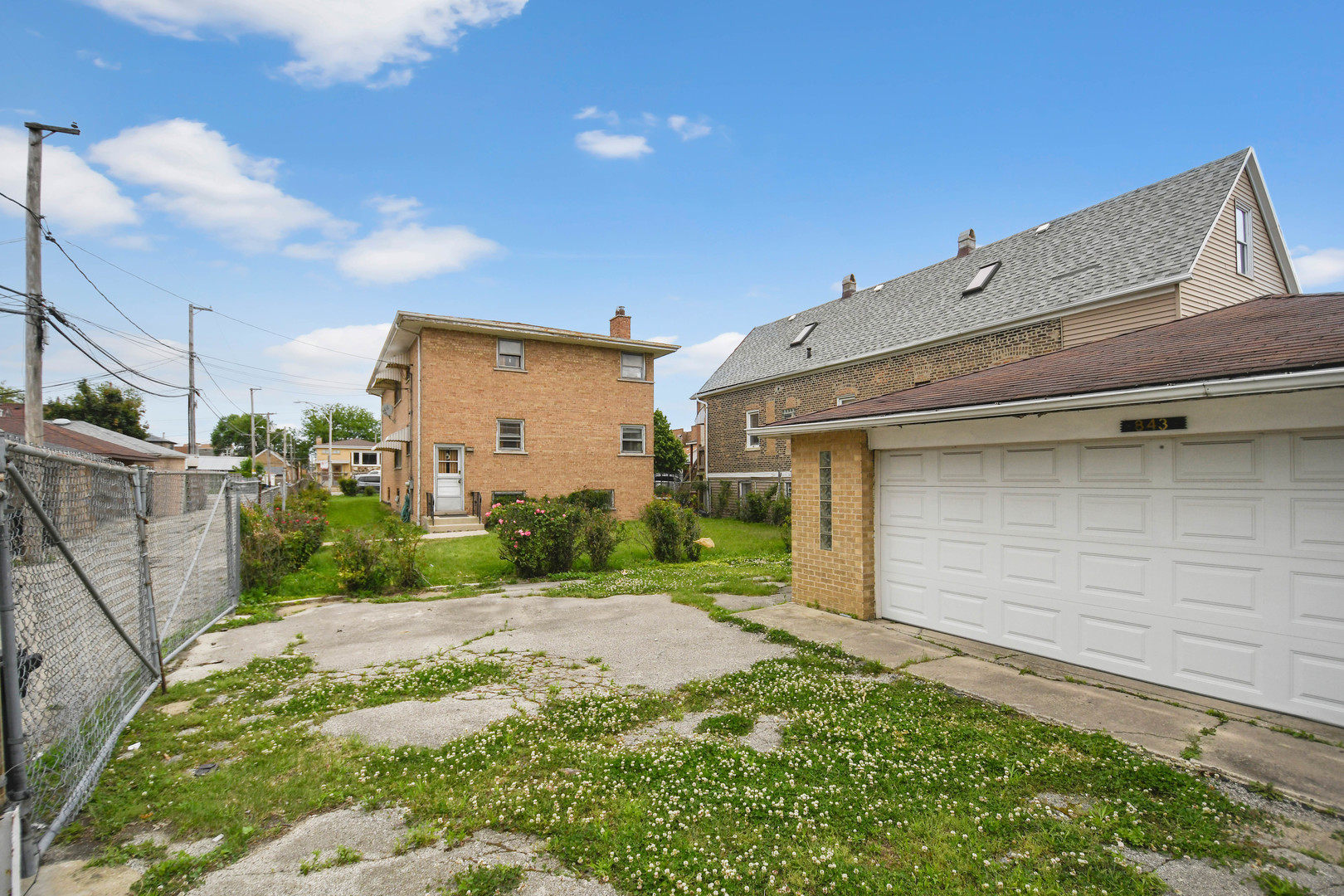 843 W 34th Place, Chicago, IL 60608