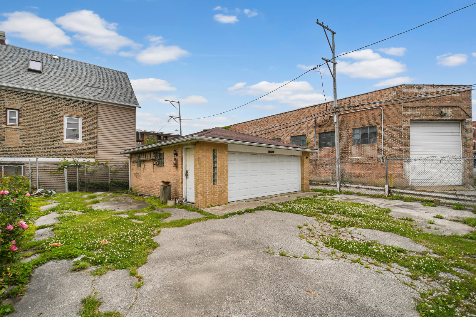 843 W 34th Place, Chicago, IL 60608