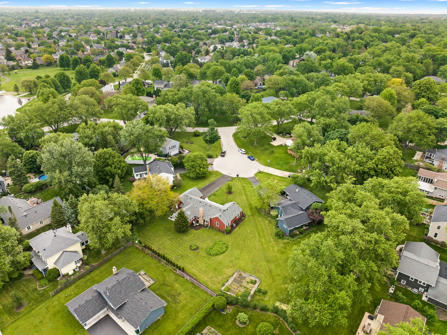 27W359 Aspen Court, Winfield, IL 60190