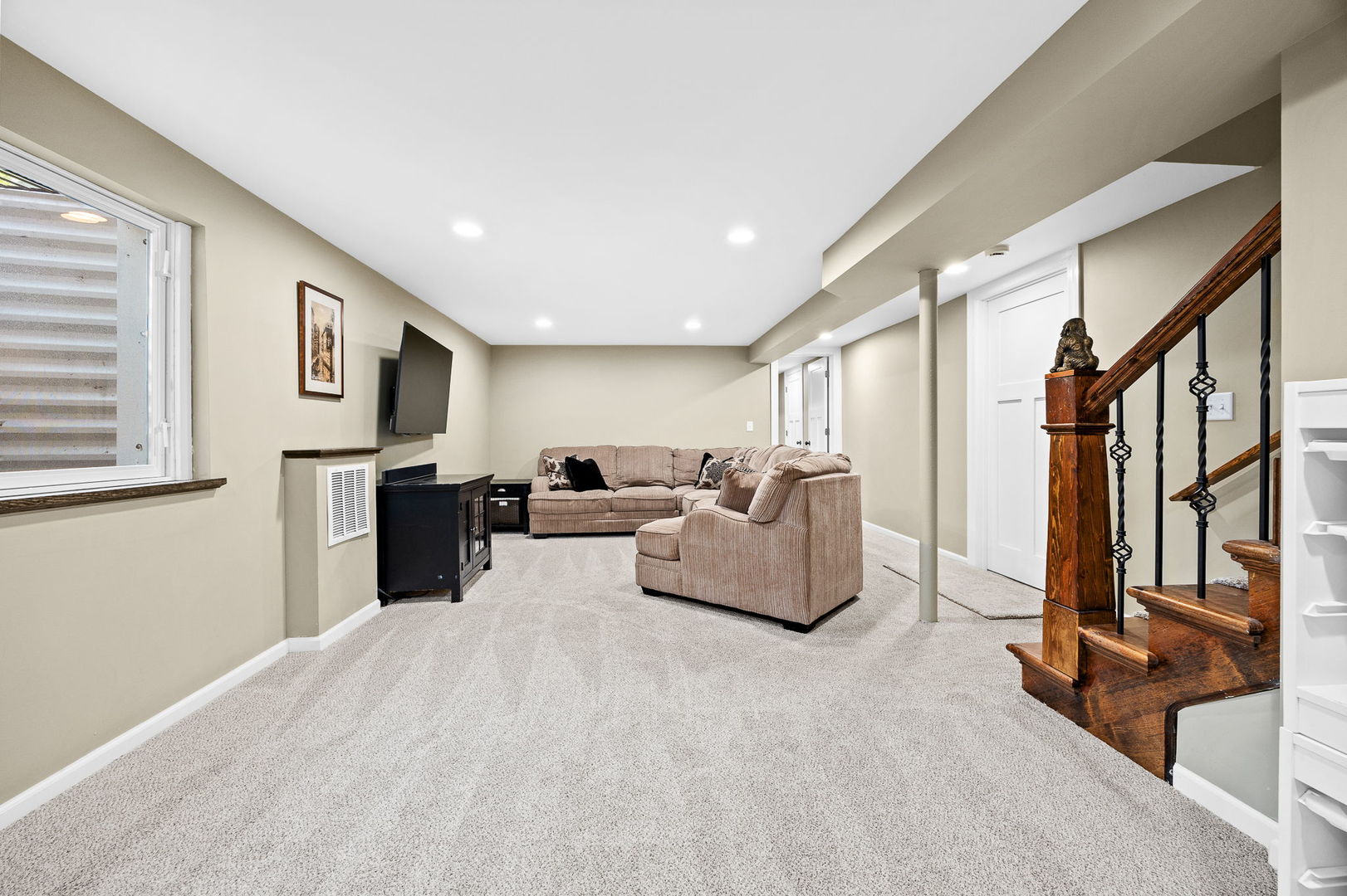 27W359 Aspen Court, Winfield, IL 60190