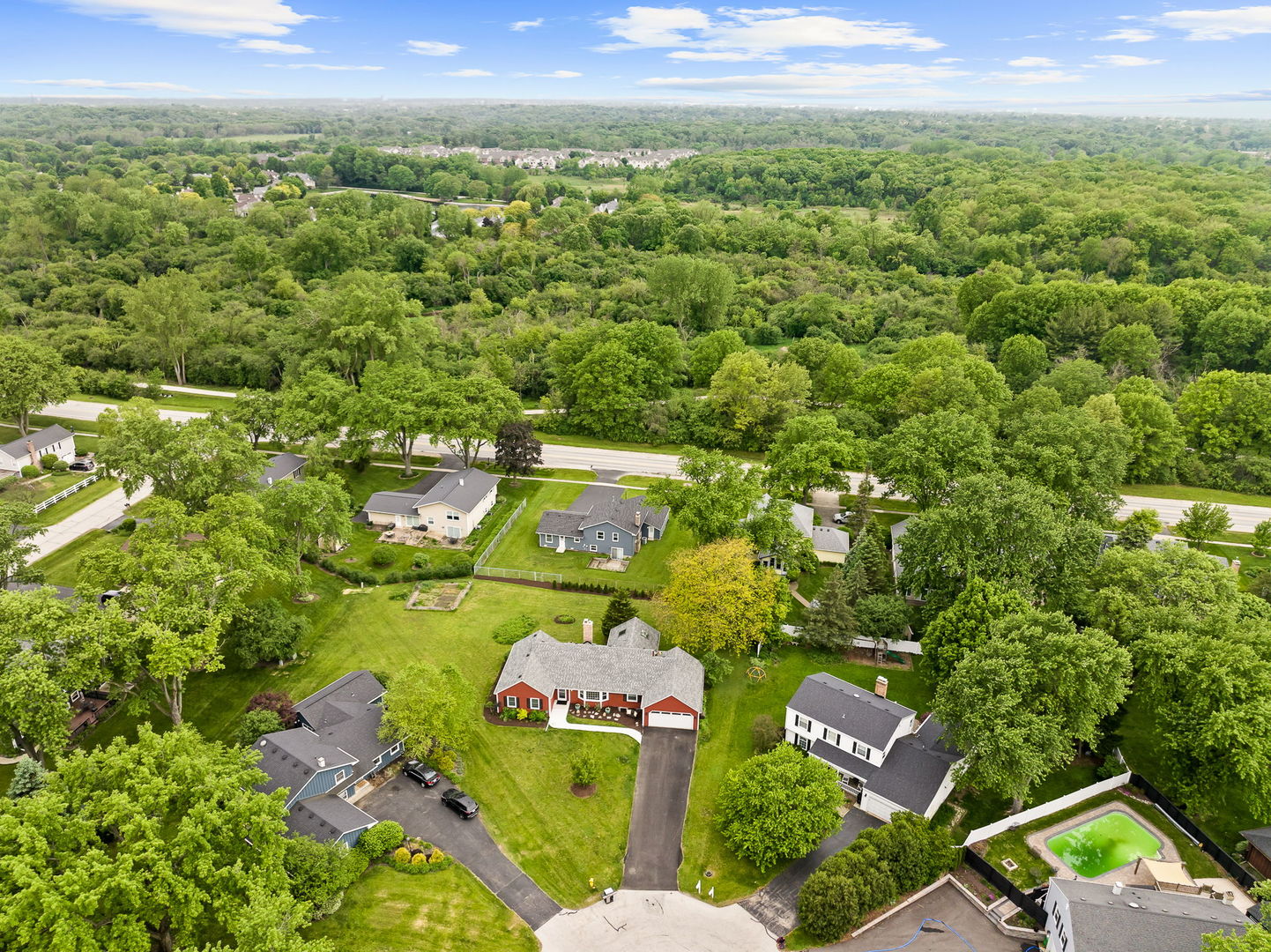 27W359 Aspen Court, Winfield, IL 60190