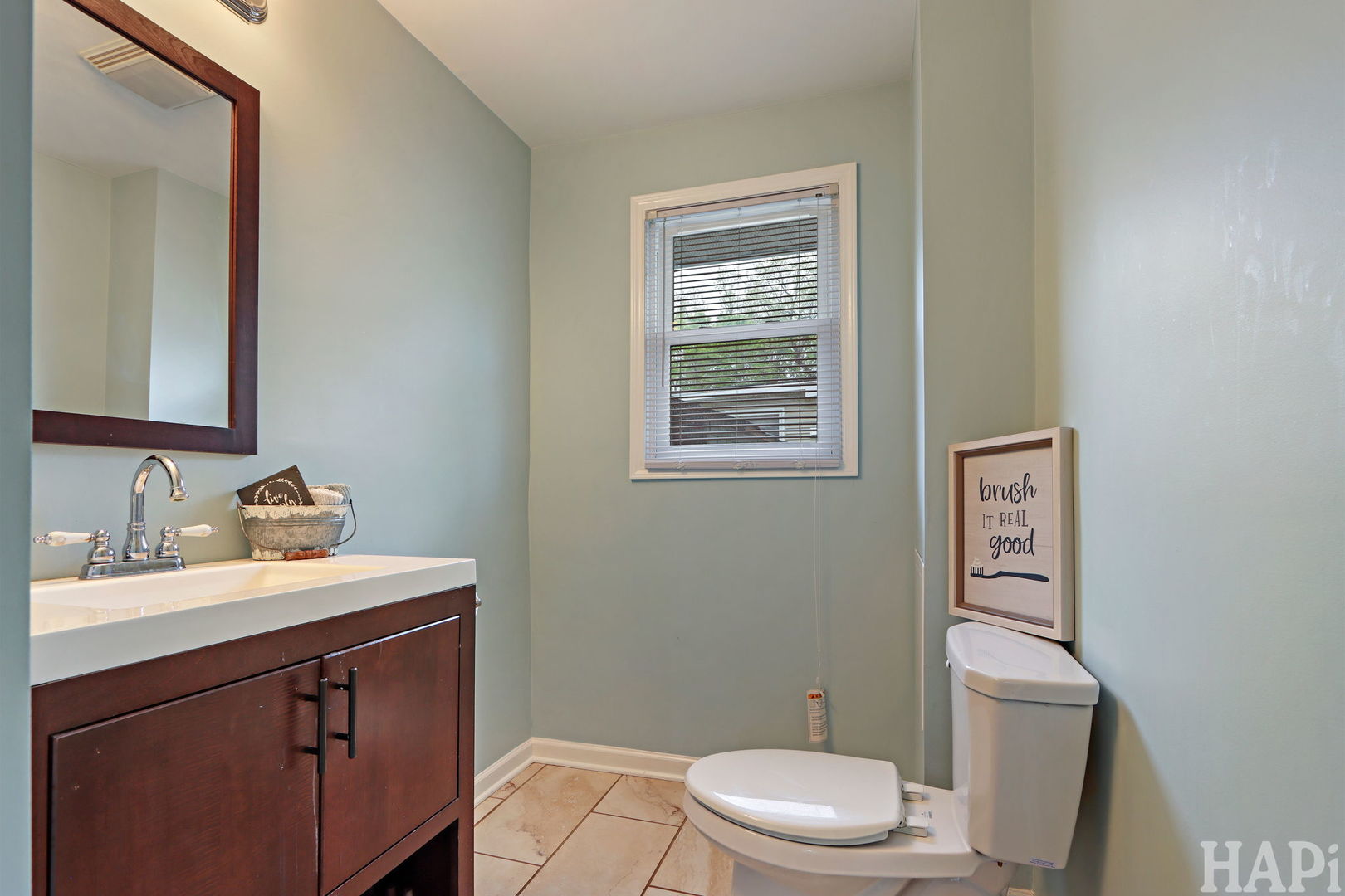 62 LIPPINCOTT Road, Fox Lake, IL 60020