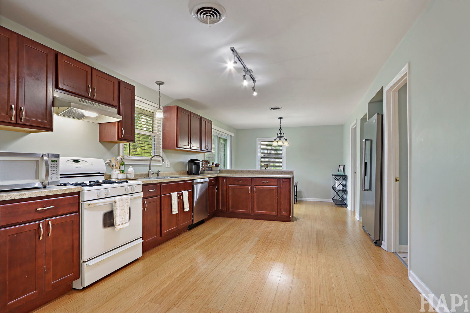 62 LIPPINCOTT Road, Fox Lake, IL 60020