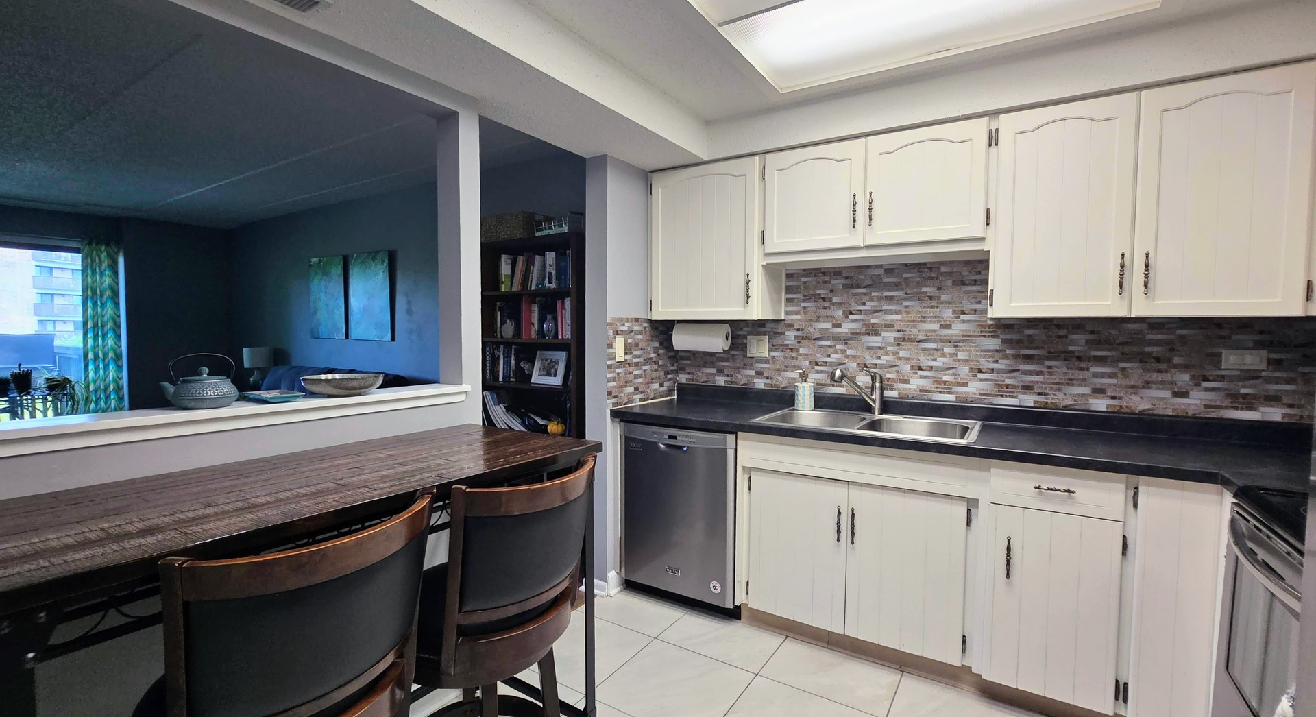 917 Vose Drive #411, Gurnee, IL 60031