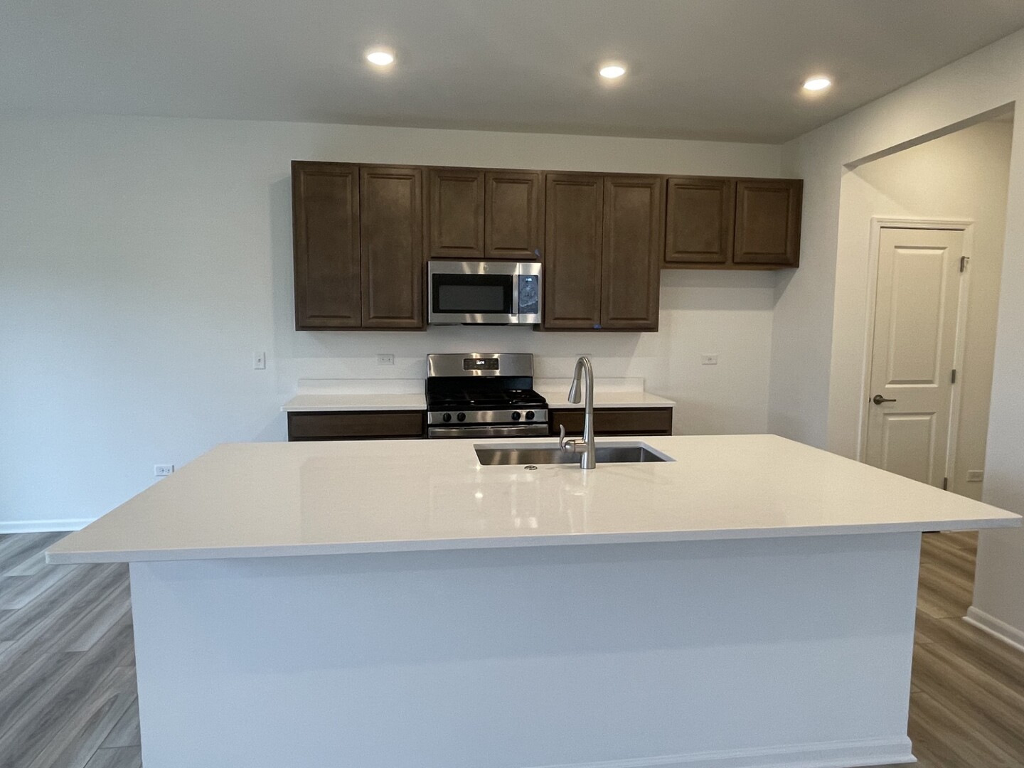 25550 W Maurice Lane, Plainfield, IL 60586