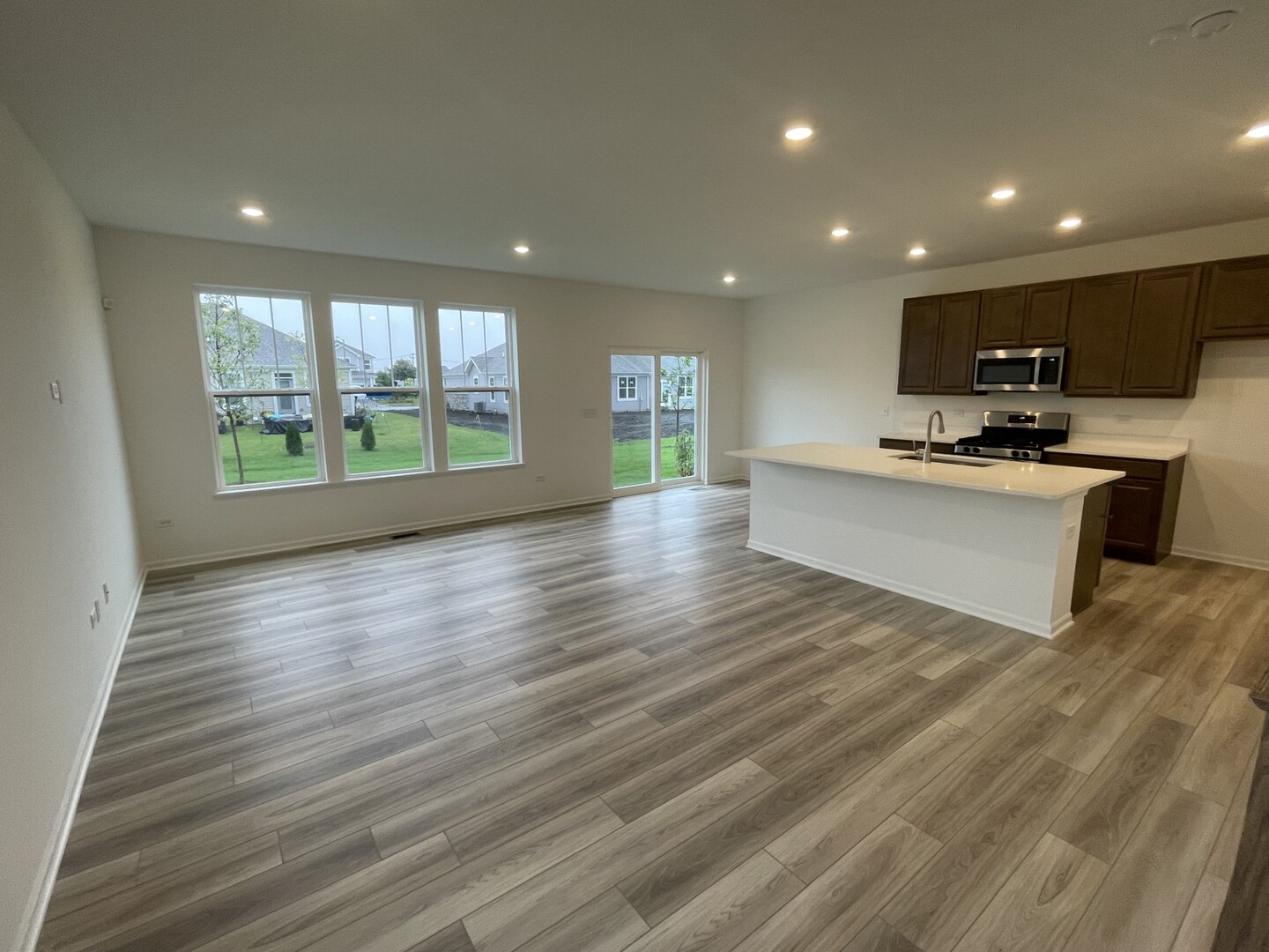 25550 W Maurice Lane, Plainfield, IL 60586