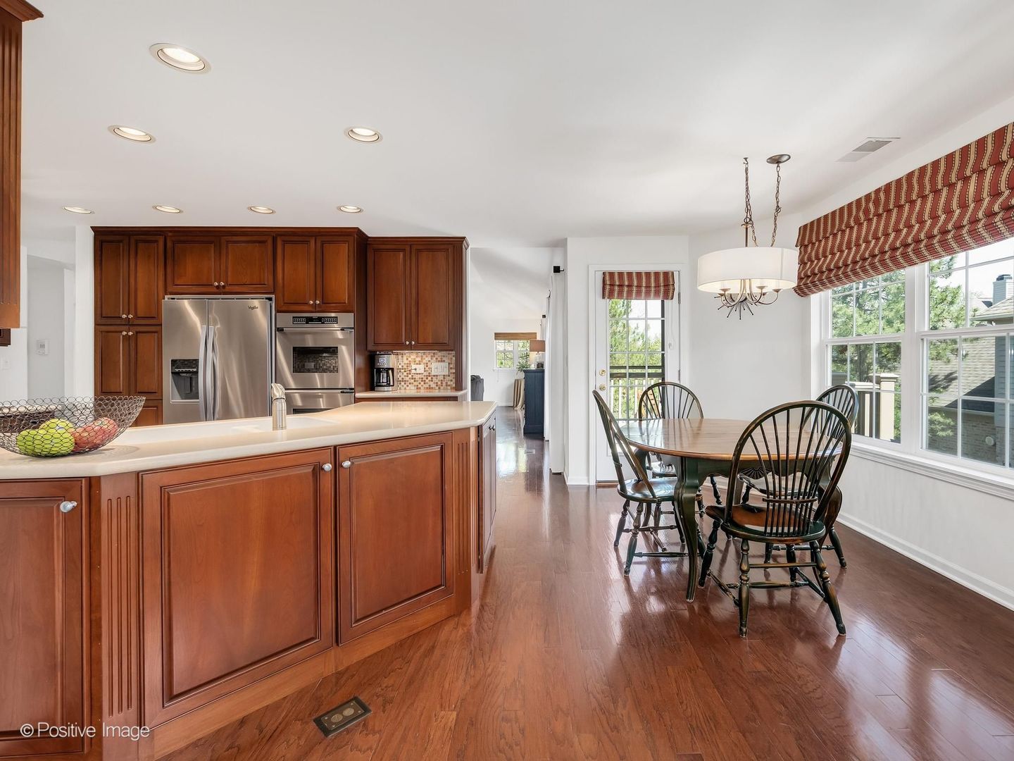 11025 Edgebrook Lane, Indian Head Park, IL 60525