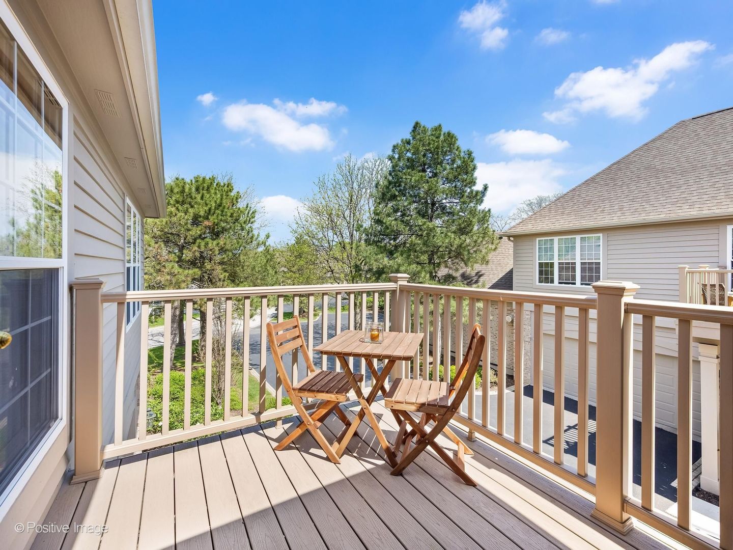 11025 Edgebrook Lane, Indian Head Park, IL 60525