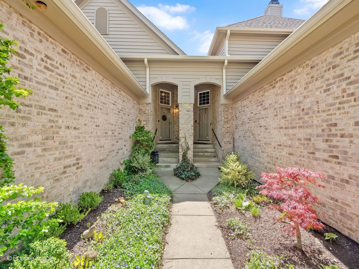 11025 Edgebrook Lane, Indian Head Park, IL 60525