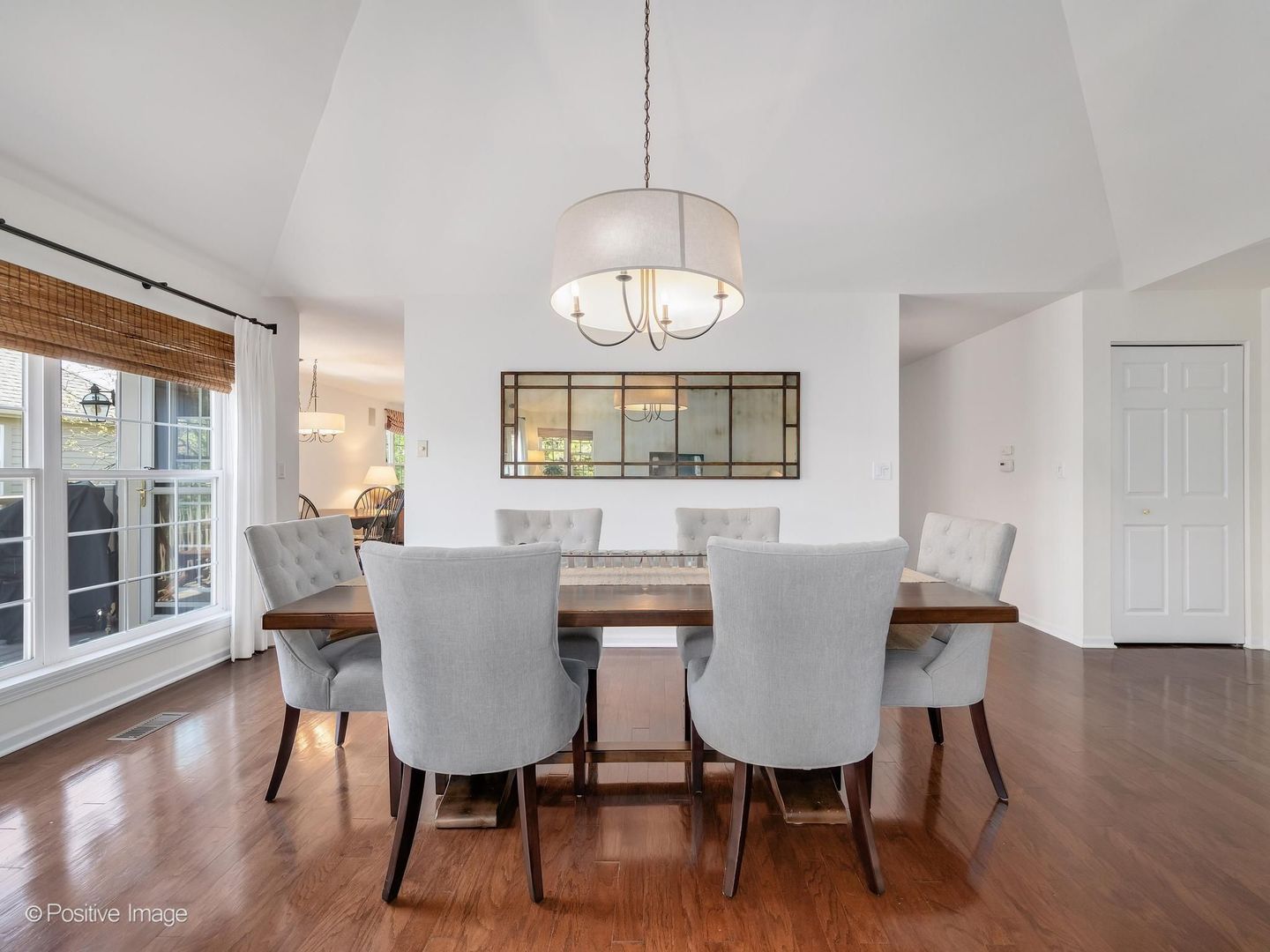 11025 Edgebrook Lane, Indian Head Park, IL 60525