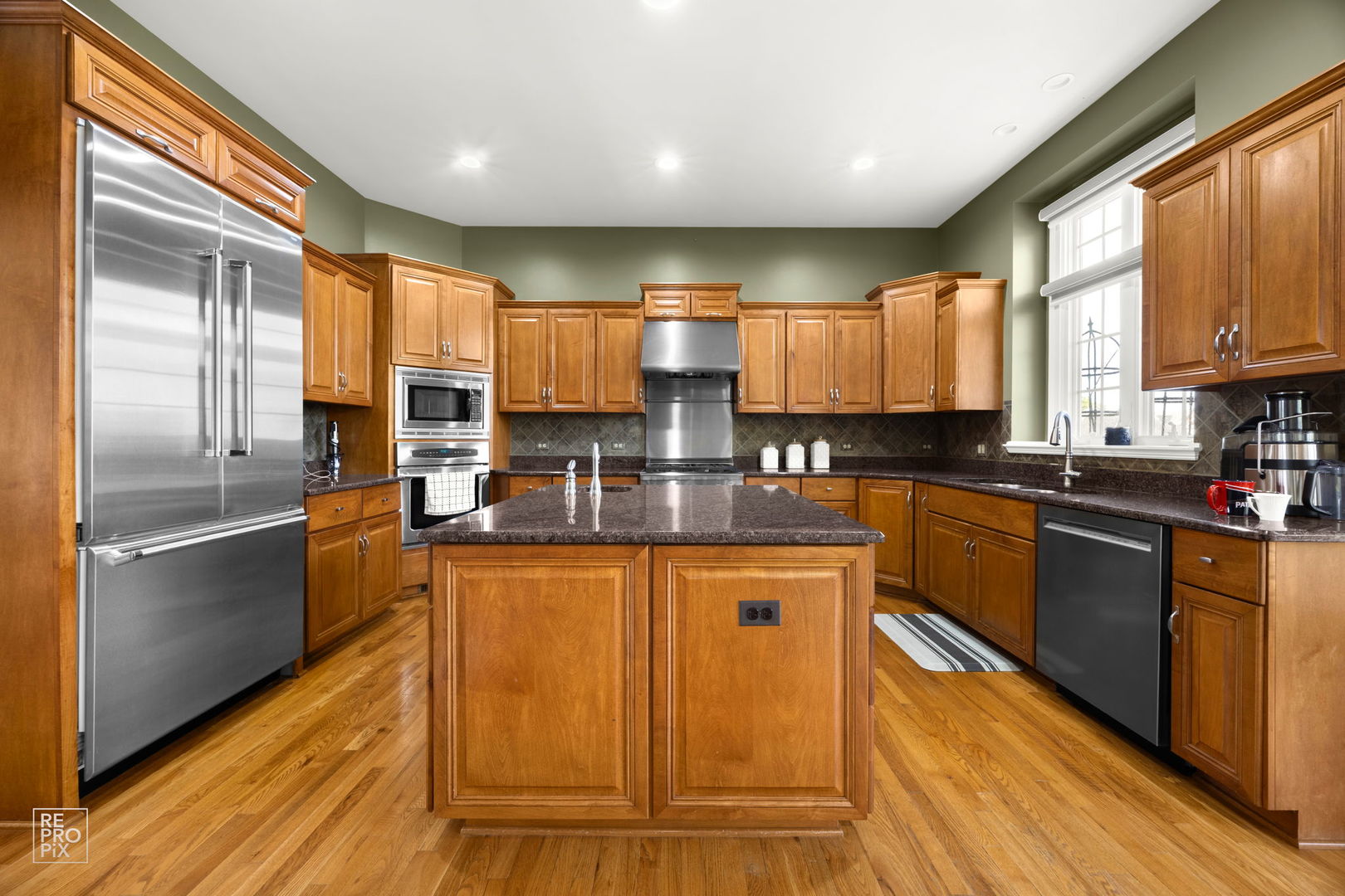 600 Willow Street, Sugar Grove, IL 60554