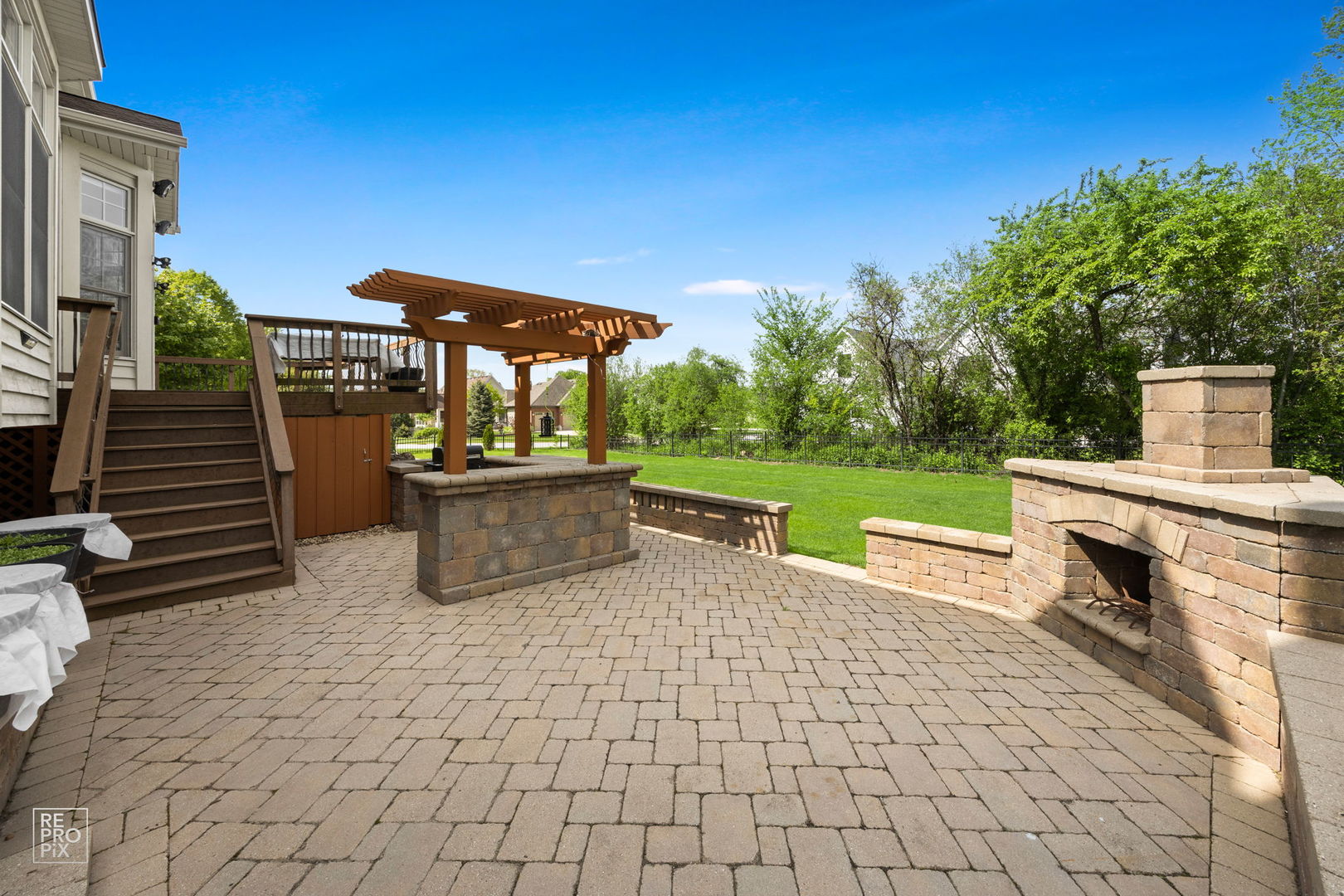 600 Willow Street, Sugar Grove, IL 60554