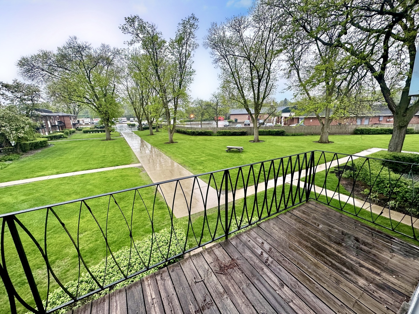 2431 E Brandenberry Court #2O, Arlington Heights, IL 60004