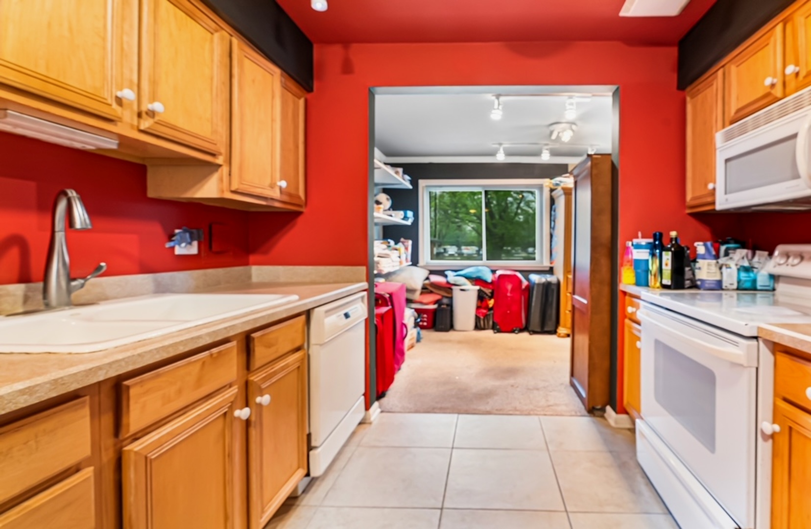 2431 E Brandenberry Court #2O, Arlington Heights, IL 60004