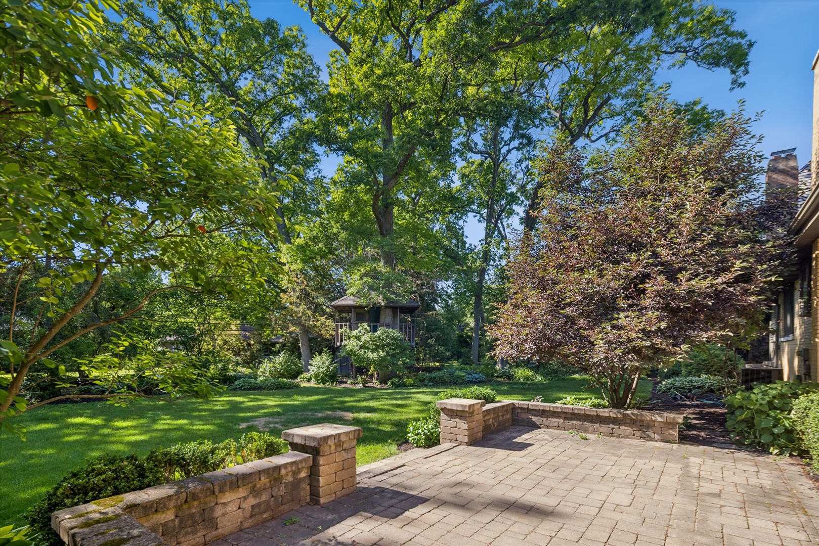 600 Midway Park Avenue, Glen Ellyn, IL 60137