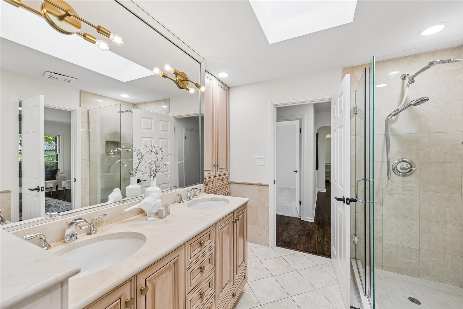 600 Midway Park Avenue, Glen Ellyn, IL 60137
